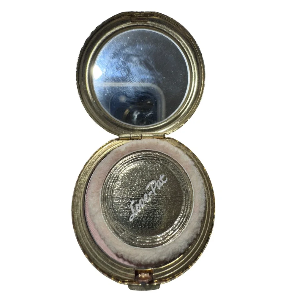 Vintage 60s Love-Pat Pressed Powder Compact Gold Basket‎ Weave Transparent No. 2